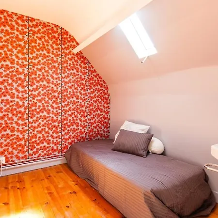 Holiday home Superb Beach-front Family House